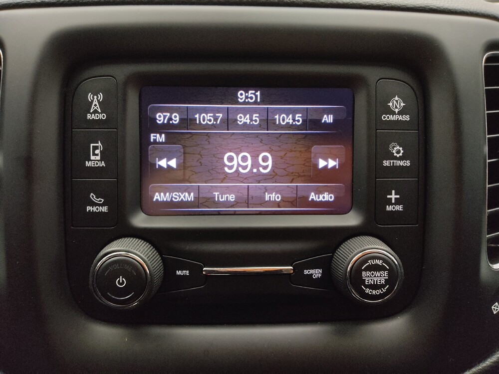 2017 Jeep Compass in St. Louis, MO 63136 - 18106522 25