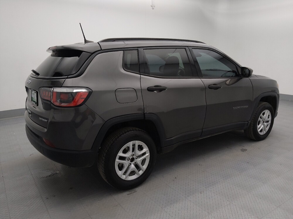 2017 Jeep Compass in St. Louis, MO 63136 - 18106522 10