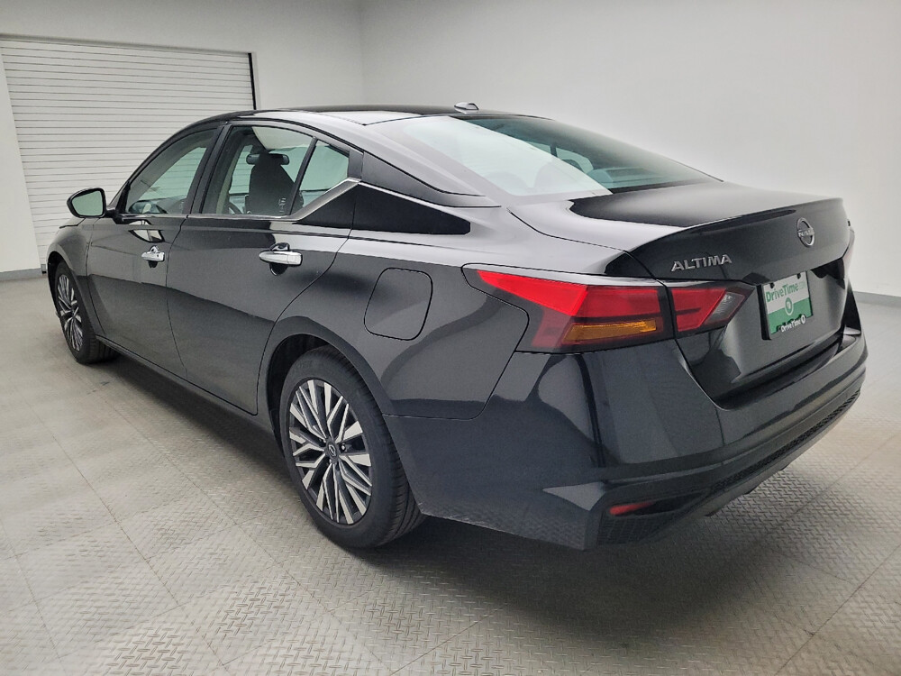 2023 Nissan Altima in St. Louis, MO 63136 - 18106527 5