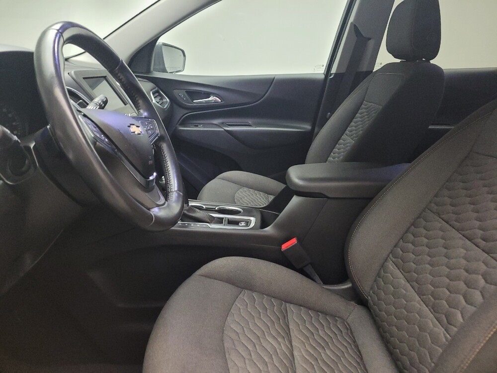 2020 Chevrolet Equinox in Eastpointe, MI 48021 - 18106528 17