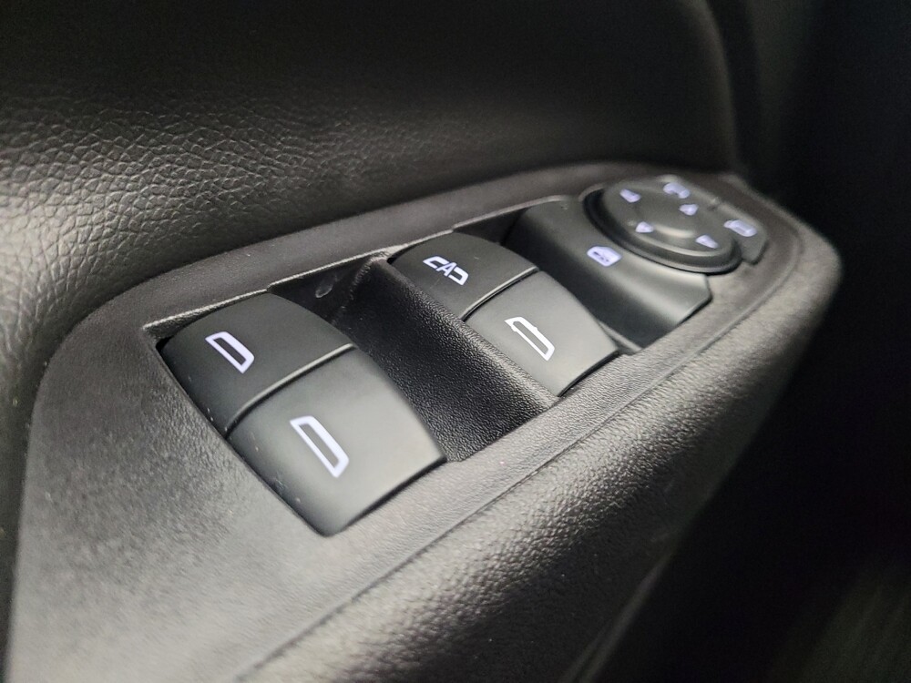 2020 Chevrolet Equinox in Eastpointe, MI 48021 - 18106528 27