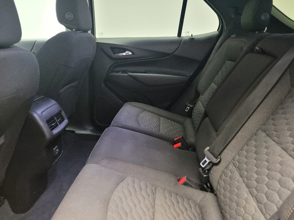 2020 Chevrolet Equinox in Eastpointe, MI 48021 - 18106528 18