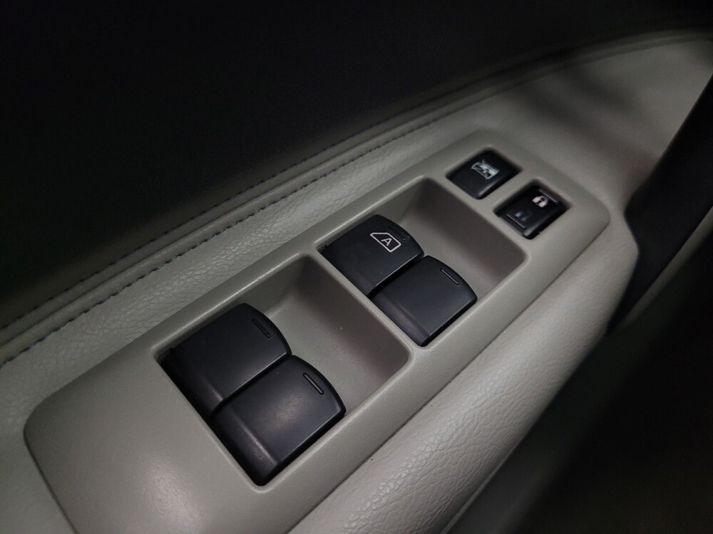 2013 Nissan Rogue in Highland, IN 46322 - 18106531 27