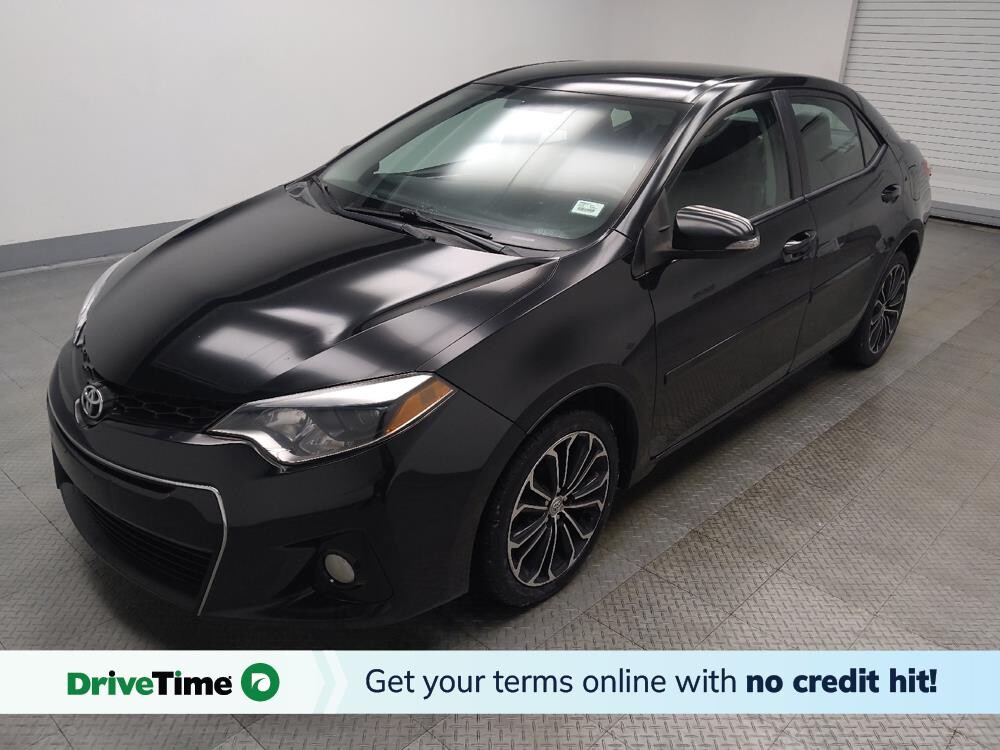 2015 Toyota Corolla in Highland, IN 46322 - 18106532