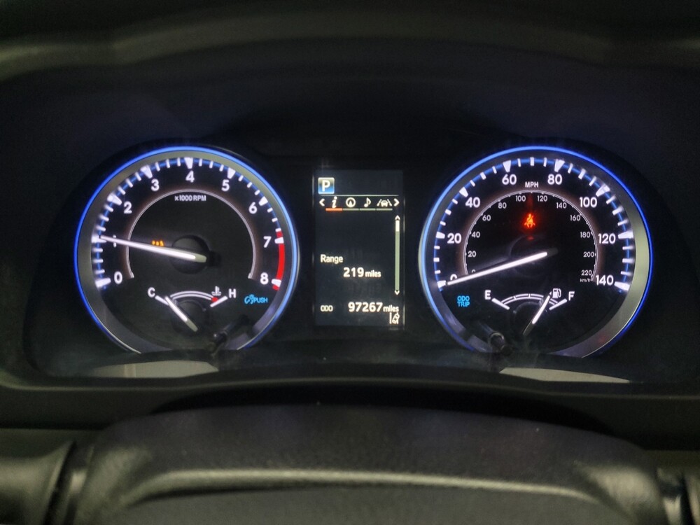 2019 Toyota Highlander in Highland, IN 46322 - 18106533 23