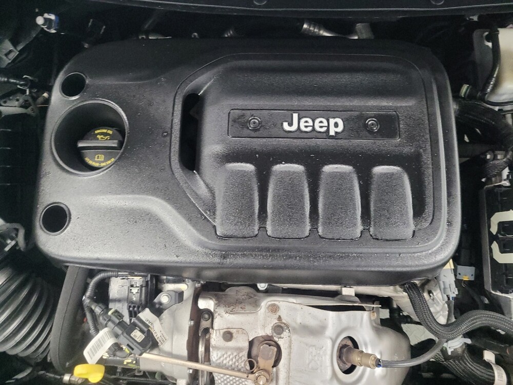 2019 Jeep Cherokee in Indianapolis, IN 46219 - 18106535 30