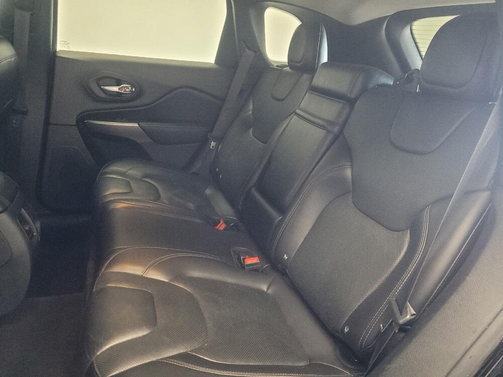 2019 Jeep Cherokee in Indianapolis, IN 46219 - 18106535 18