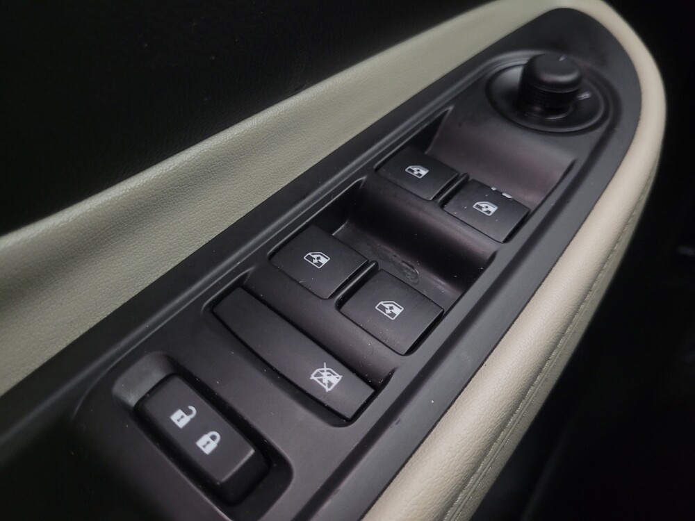 2019 Buick Encore in Indianapolis, IN 46222 - 18106536 27