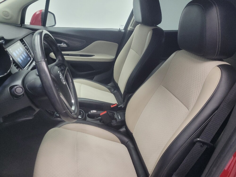 2019 Buick Encore in Indianapolis, IN 46222 - 18106536 17