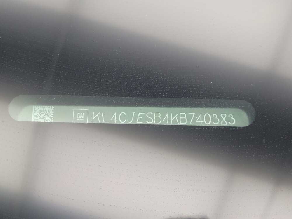 2019 Buick Encore in Indianapolis, IN 46222 - 18106536 33