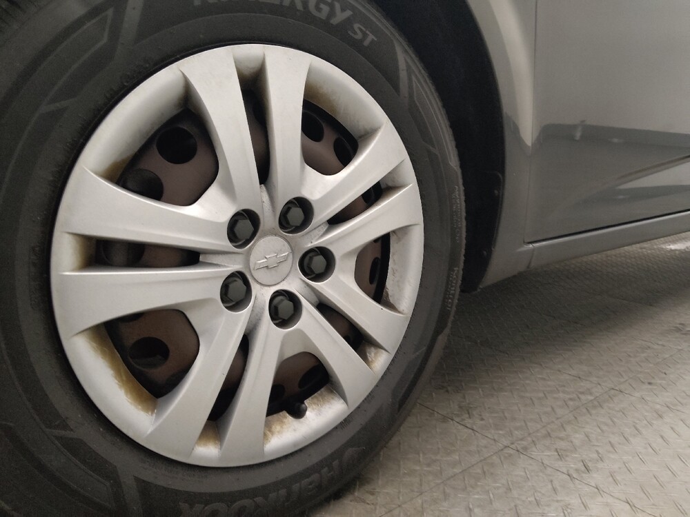 2020 Chevrolet Sonic in Jacksonville, FL 32210 - 18106547 31