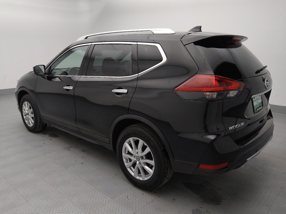 2020 Nissan Rogue in Gladstone, MO 64118 - 18106552 3