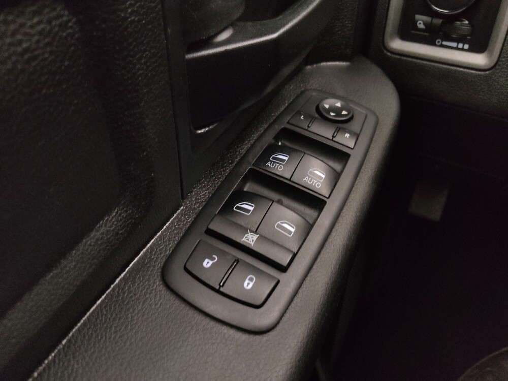 2019 RAM 1500 in Gladstone, MO 64118 - 18106554 27