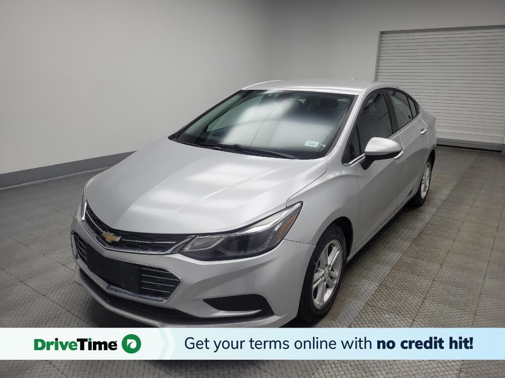 2018 Chevrolet Cruze in Indianapolis, IN 46222 - 18106557