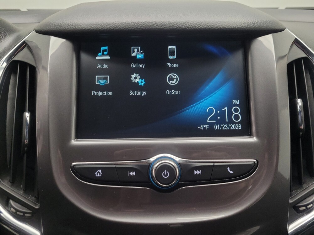 2018 Chevrolet Cruze in Indianapolis, IN 46222 - 18106557 25