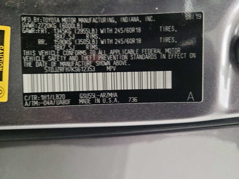 2019 Toyota Highlander in Downey, CA 90241 - 18106562 33