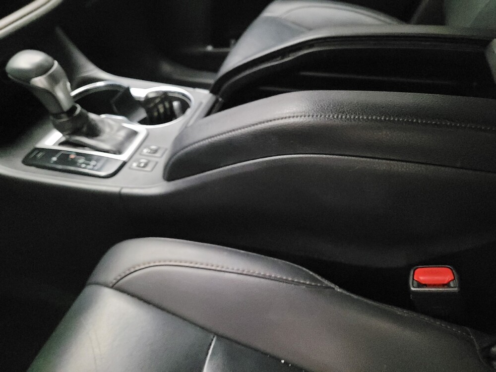 2019 Toyota Highlander in Downey, CA 90241 - 18106562 26