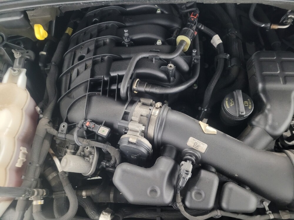 2021 Jeep Grand Cherokee L in Indianapolis, IN 46222 - 18106564 30