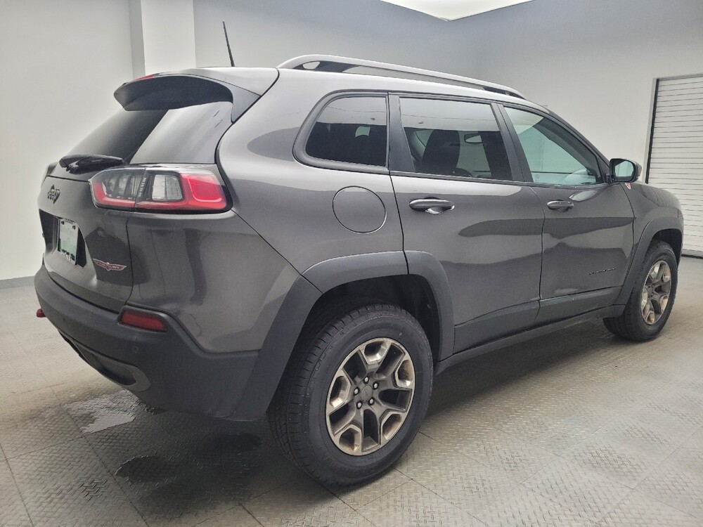 2019 Jeep Cherokee in Grand Rapids, MI 49508 - 18106565 10