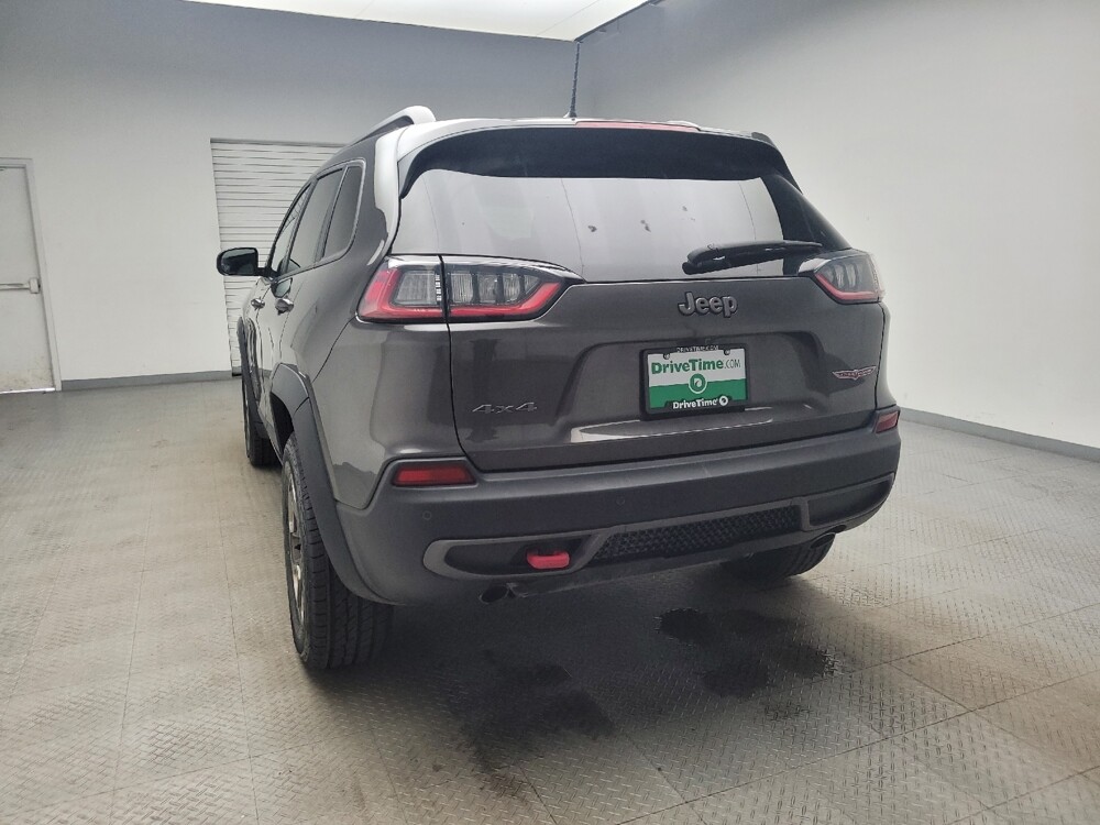 2019 Jeep Cherokee in Grand Rapids, MI 49508 - 18106565 6