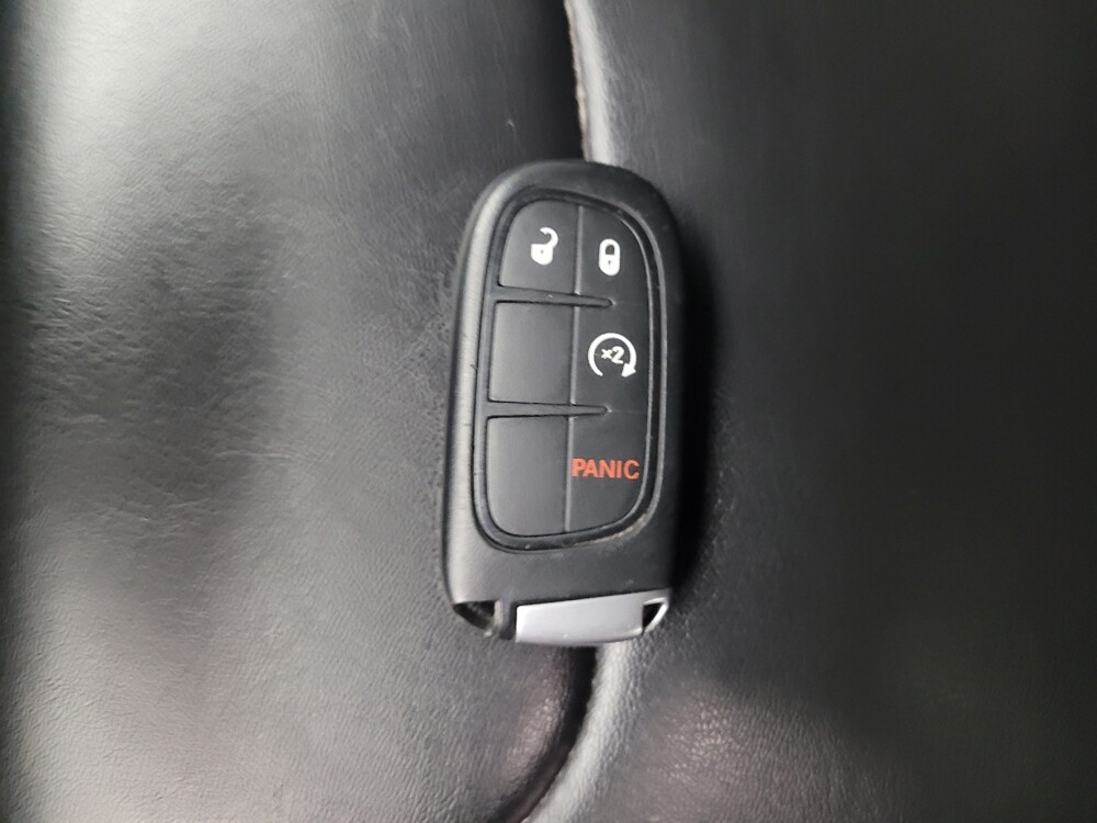 2019 Jeep Cherokee in Grand Rapids, MI 49508 - 18106565 32