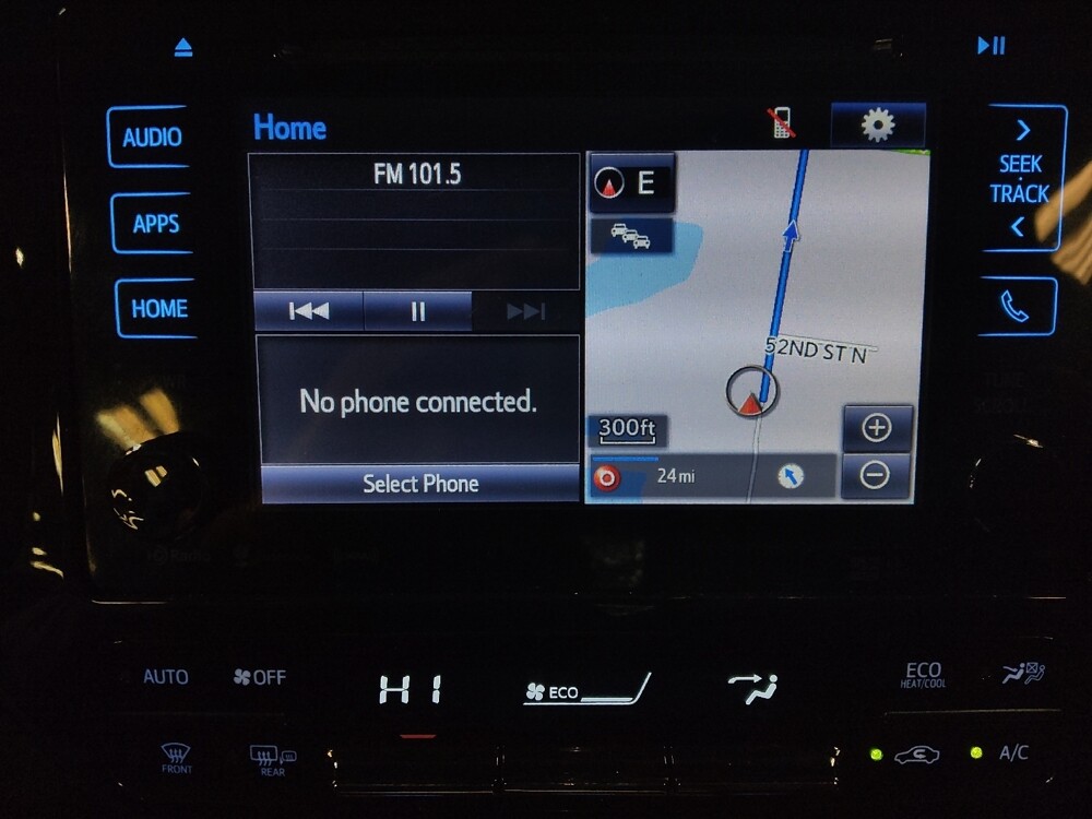 2016 Toyota Prius in Tallahassee, FL 32304 - 18106567 25