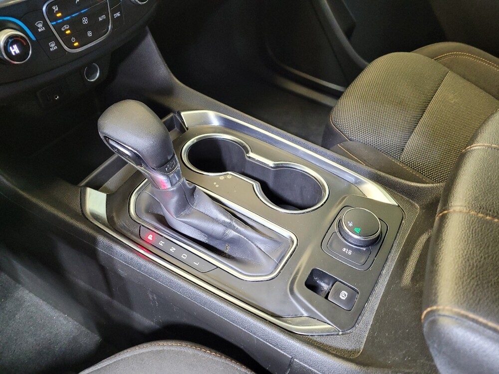 2021 Chevrolet Traverse in Louisville, KY 40258 - 18106568 26