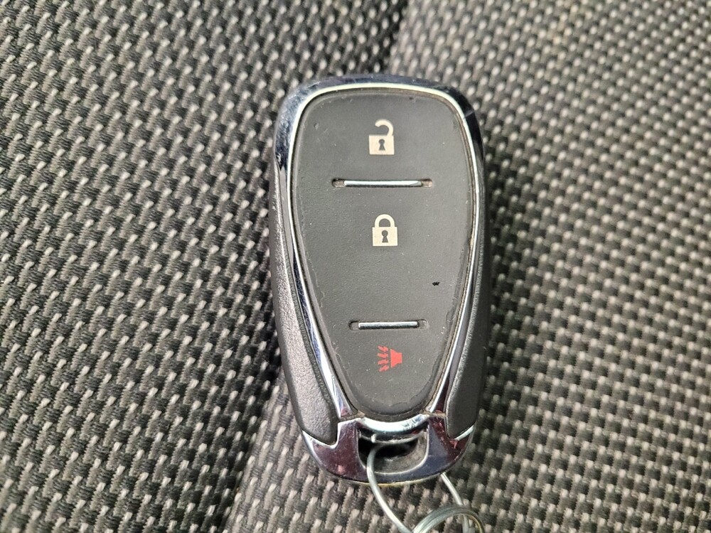 2021 Chevrolet Traverse in Louisville, KY 40258 - 18106568 32