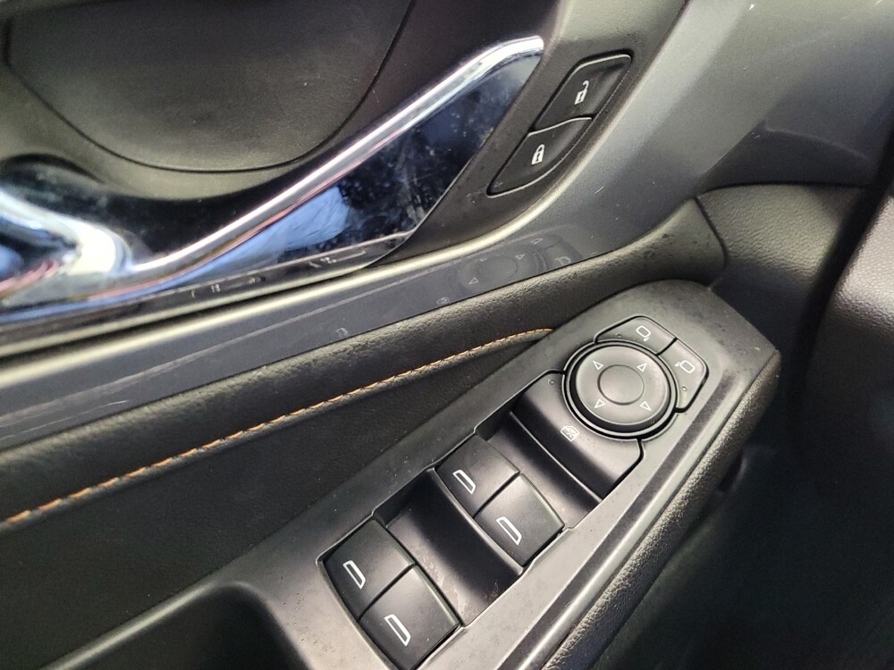 2021 Chevrolet Traverse in Louisville, KY 40258 - 18106568 27