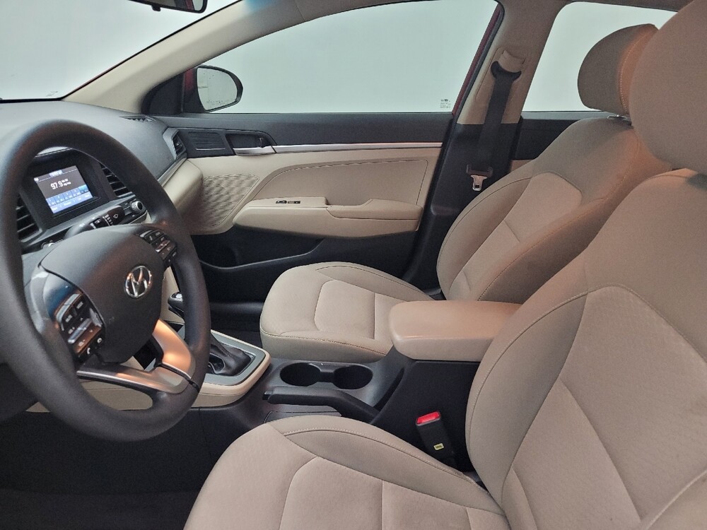2020 Hyundai Elantra in Columbia, SC 29210 - 18106572 17
