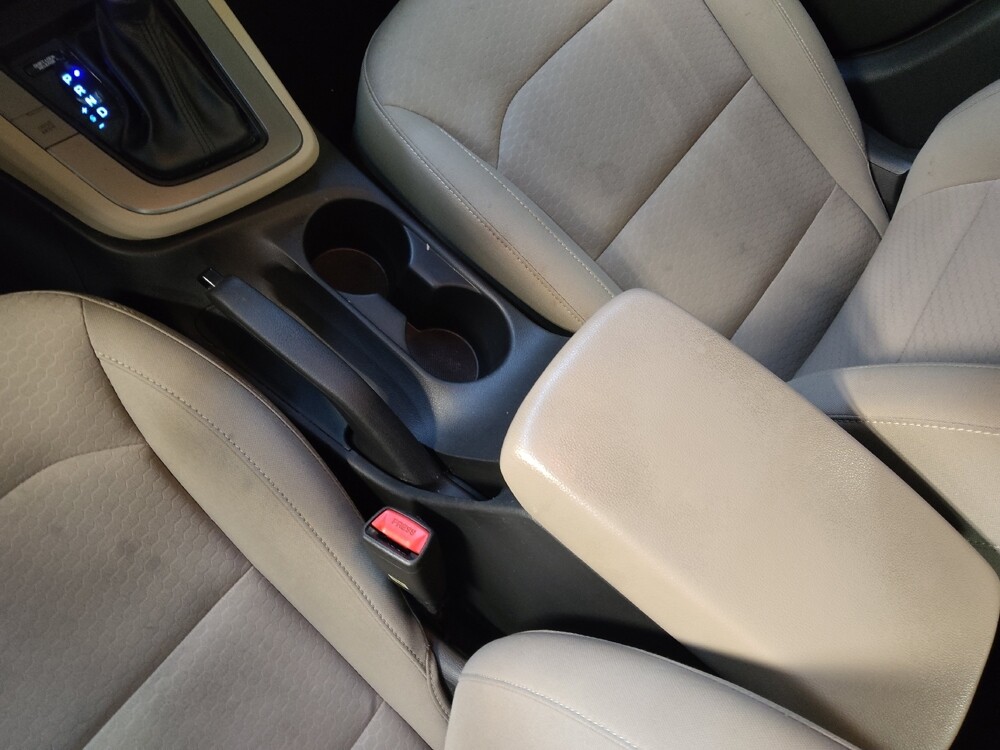 2020 Hyundai Elantra in Columbia, SC 29210 - 18106572 26