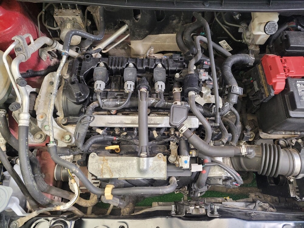 2020 Nissan Kicks in Louisville, KY 40258 - 18106573 30