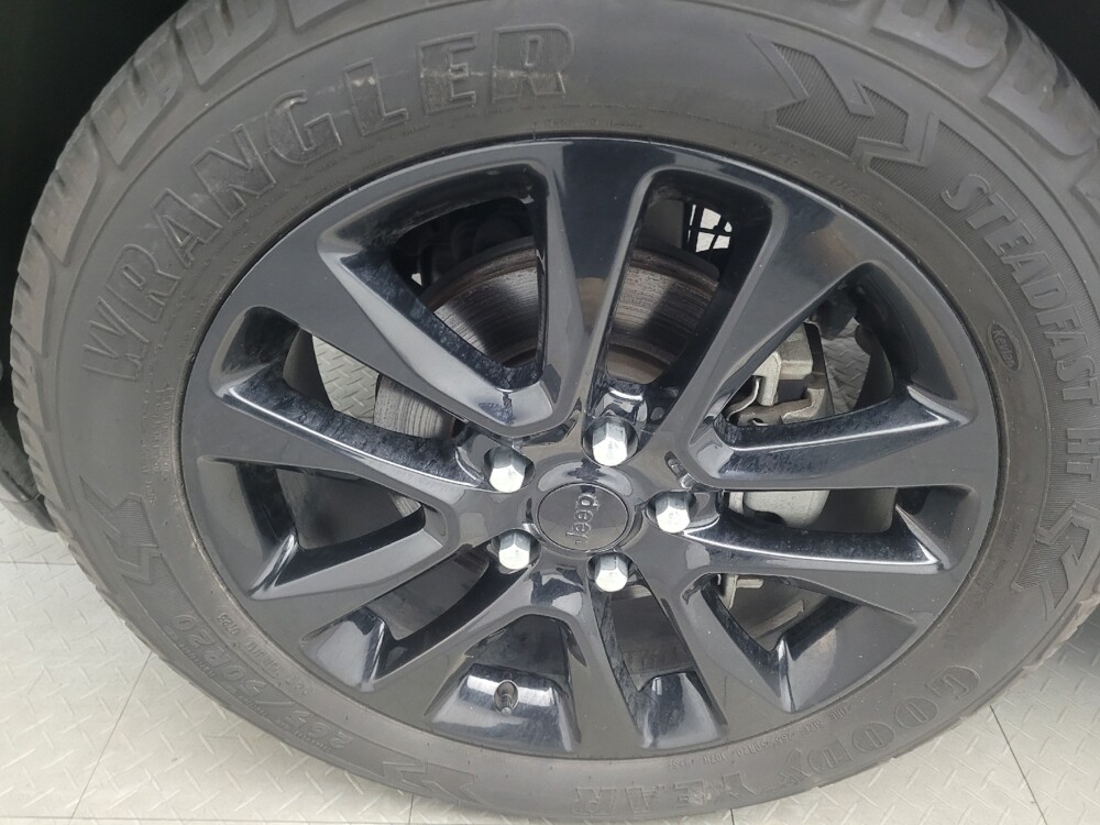 2018 Jeep Grand Cherokee in Columbus, GA 31909 - 18106575 31