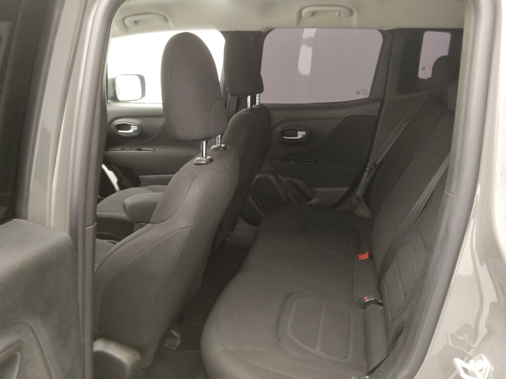 2020 Jeep Renegade in St. Louis, MO 63136 - 18106586 18