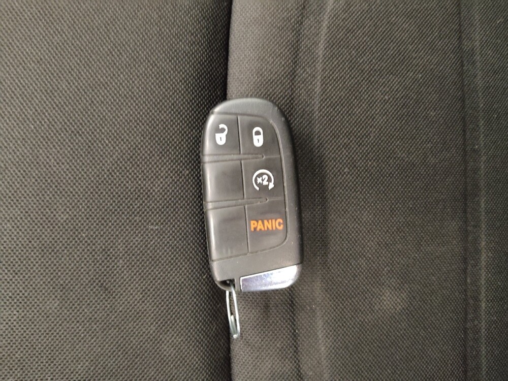 2020 Jeep Renegade in St. Louis, MO 63136 - 18106586 32