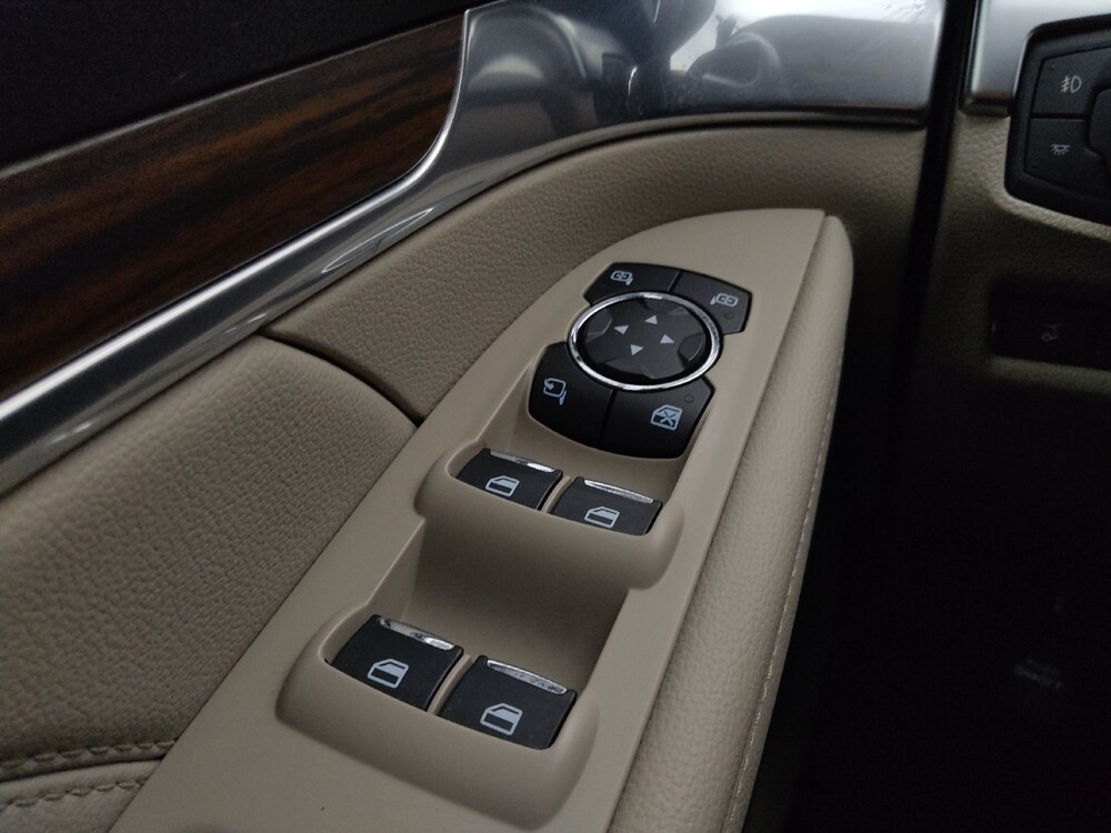 2019 Ford Explorer in St. Louis, MO 63136 - 18106588 27