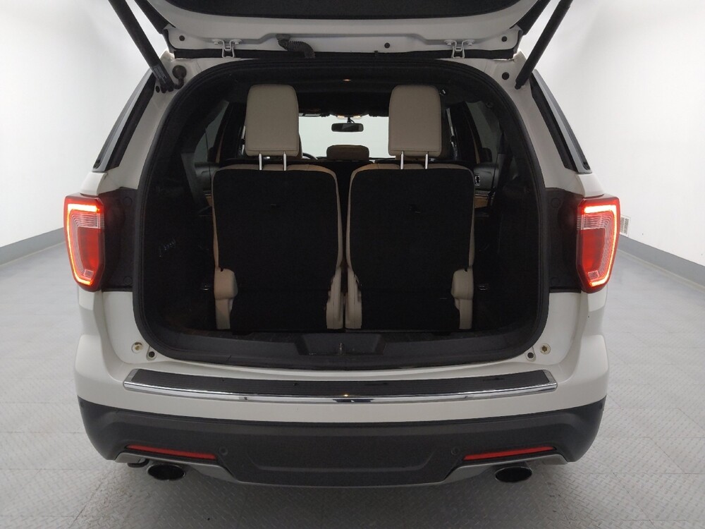2019 Ford Explorer in St. Louis, MO 63136 - 18106588 29