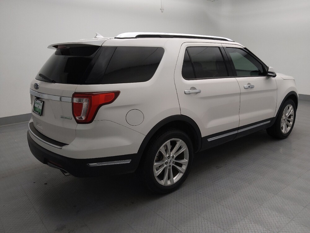 2019 Ford Explorer in St. Louis, MO 63136 - 18106588 10