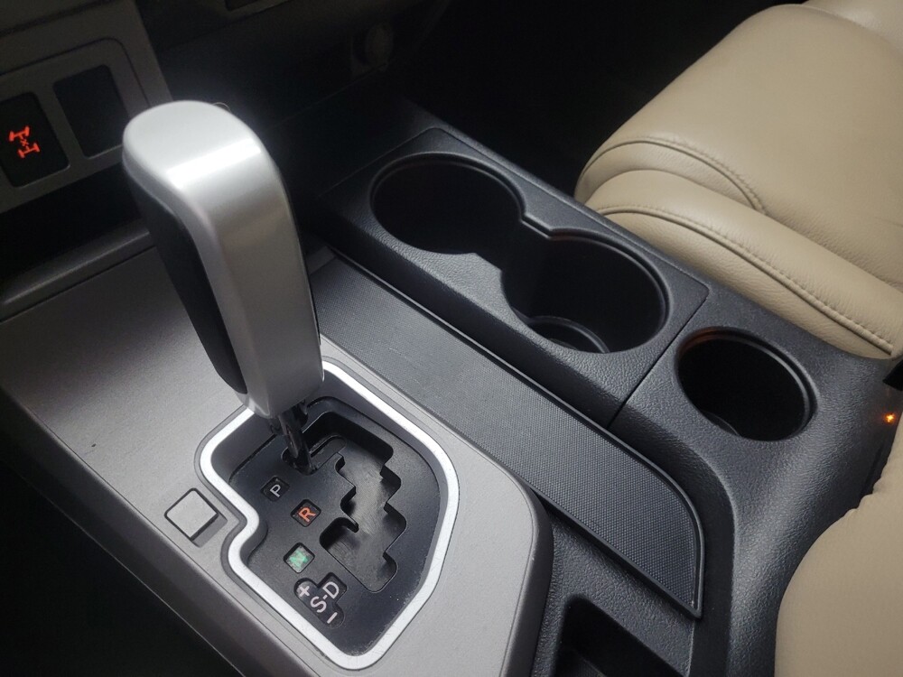 2014 Toyota Sequoia in Indianapolis, IN 46219 - 18106589 26