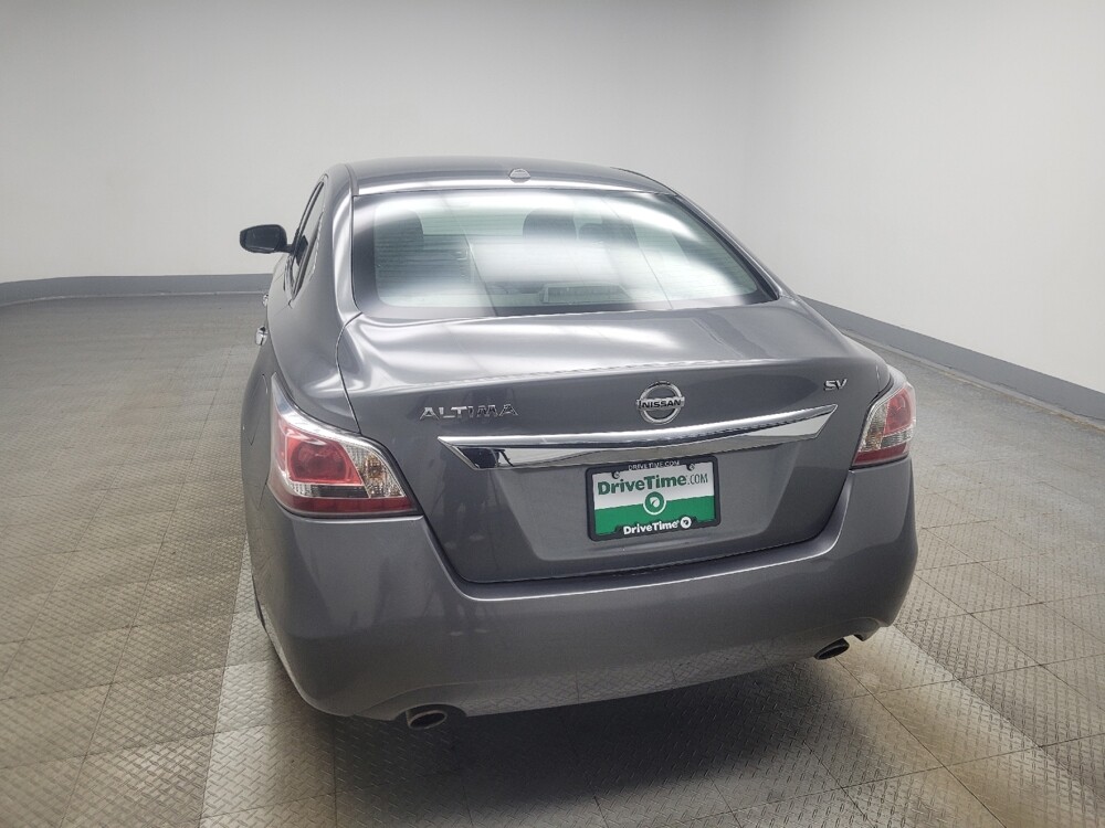 2015 Nissan Altima in Indianapolis, IN 46219 - 18106590 6