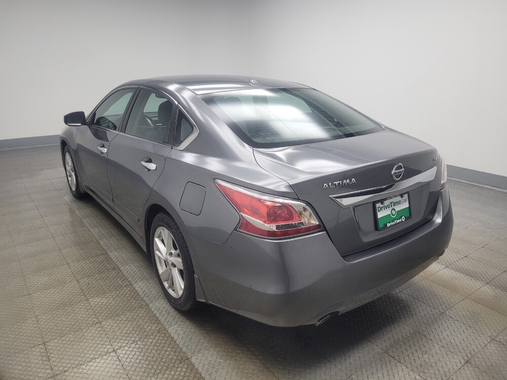 2015 Nissan Altima in Indianapolis, IN 46219 - 18106590 5