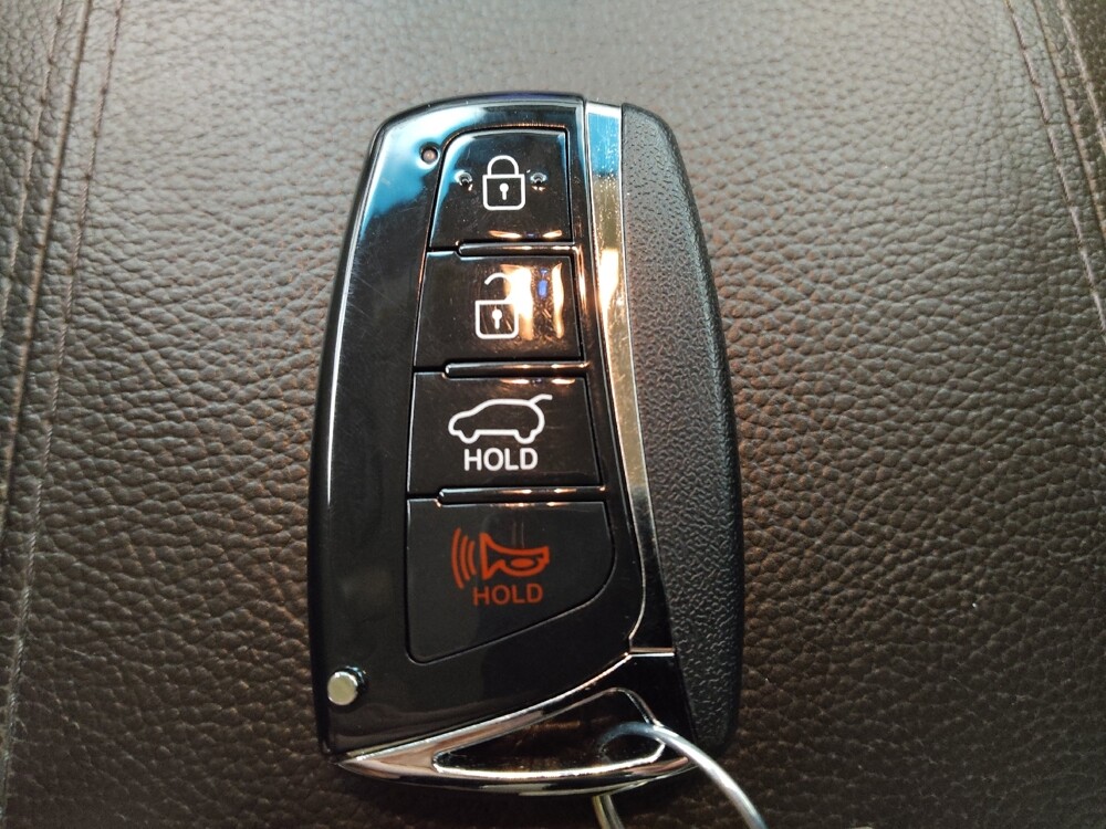 2013 Hyundai Santa Fe in Denver, CO 80012 - 18106591 32