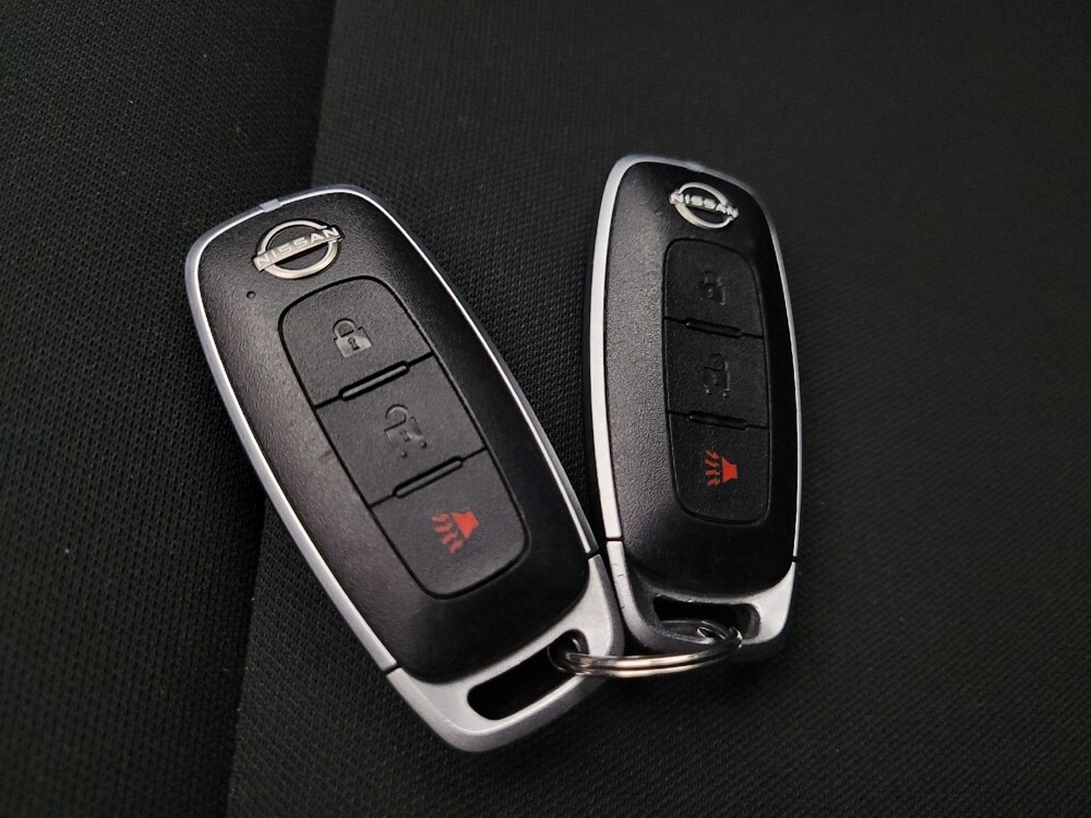 2023 Nissan Rogue in Mesa, AZ 85210 - 18106603 32