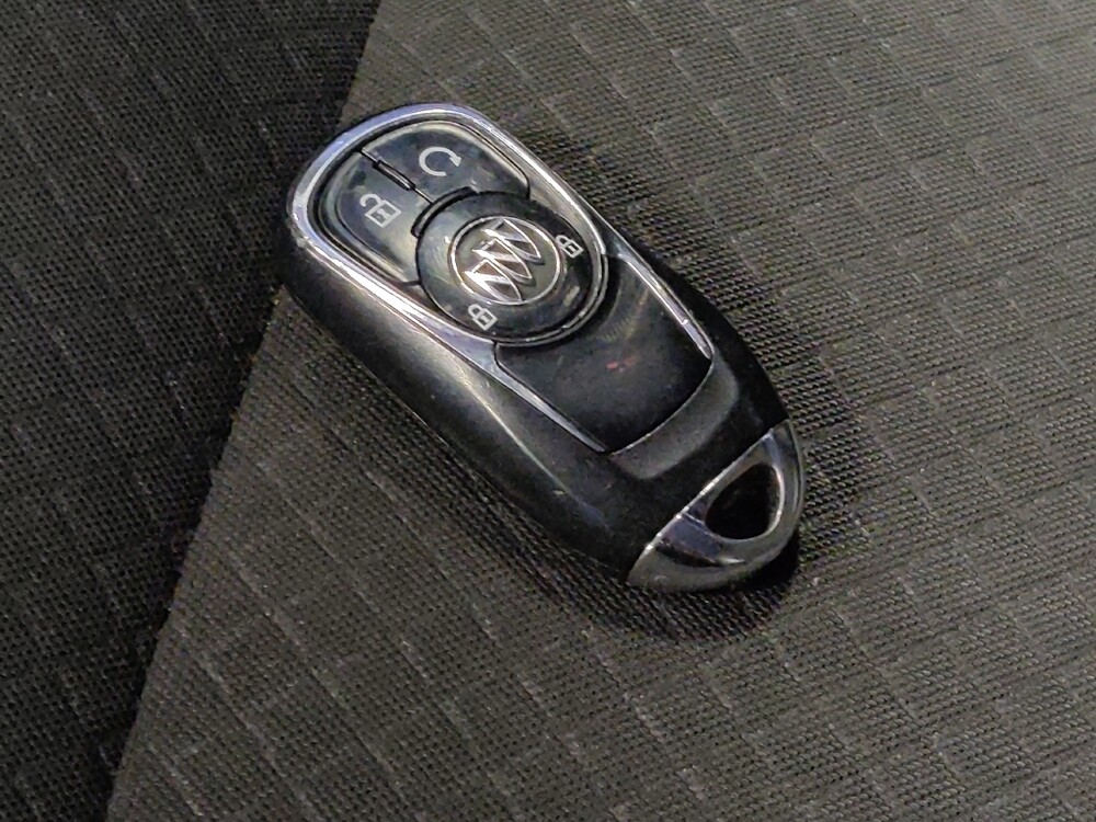 2018 Buick Encore in Mesa, AZ 85210 - 18106608 32