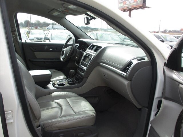2014 GMC Acadia in Oak Grove, MO 64075 - 18106610 10