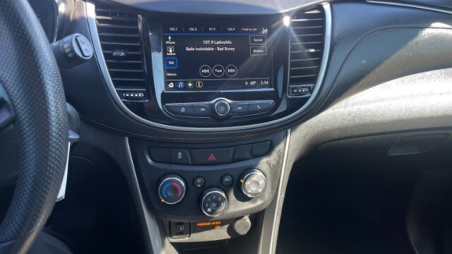 2018 Chevrolet Trax in Dallas, TX 75228 - 18106615 14