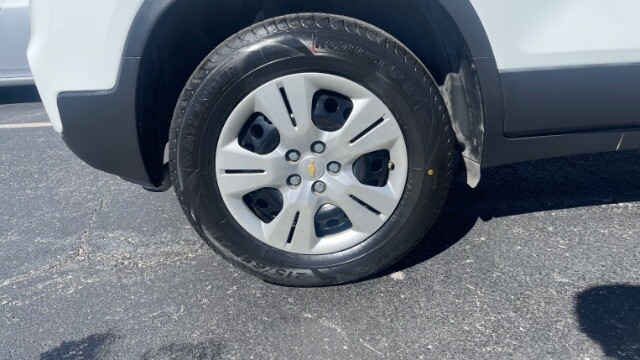 2018 Chevrolet Trax in Dallas, TX 75228 - 18106615 5