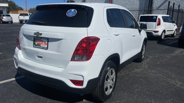 2018 Chevrolet Trax in Dallas, TX 75228 - 18106615 6
