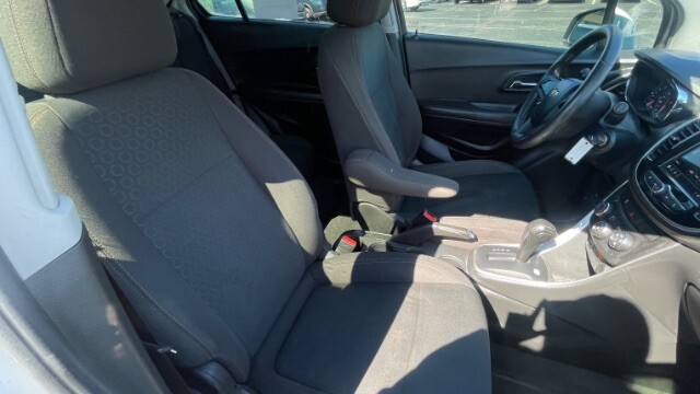 2018 Chevrolet Trax in Dallas, TX 75228 - 18106615 18