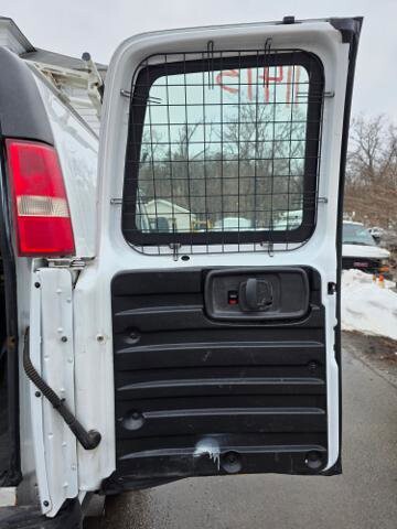 2012 Chevrolet Express 2500 in Blauvelt, NY 10913 - 18106618 33